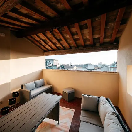 Aparthotel Le Clos Violette Et Le 11 D'aglae - De Charme Design De Luxe L'Isle-sur-la-Sorgue