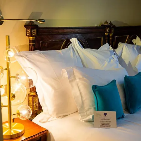 Le Clos Violette Et Le 11 D'aglae - De Charme Design De Luxe Aparthotel L'Isle-sur-la-Sorgue