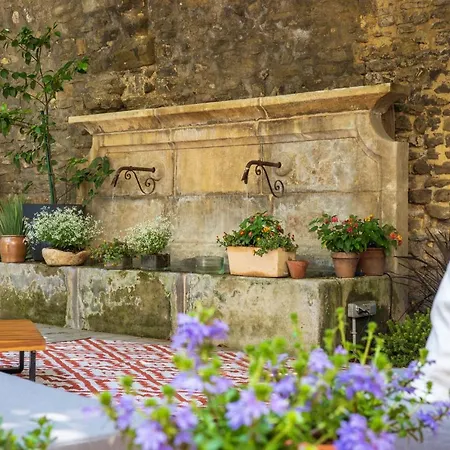 Aparthotel Le Clos Violette Et Le 11 D'aglae - De Charme Design De Luxe *