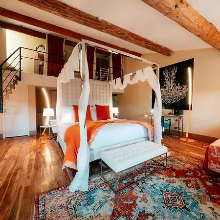 Le Clos Violette Et Le 11 D'aglae - De Charme Design De Luxe