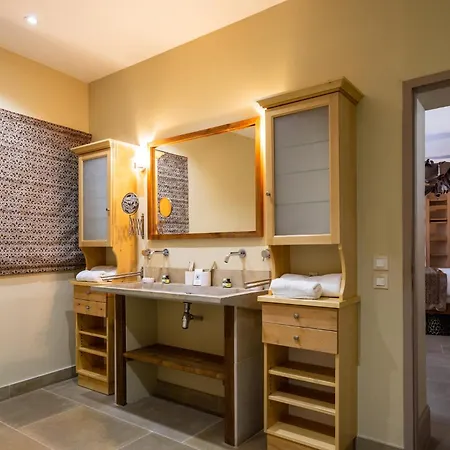 מלון דירות Le Clos Violette Et Le 11 D'aglae - De Charme Design De Luxe איל-סור-לה-סורג